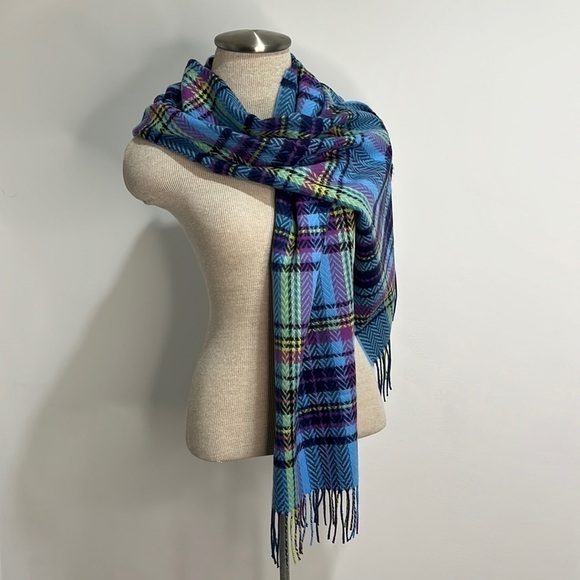 Softer Than Cashmere? D&Y Plaid Scarf Blue Black Pink and Yellow with Tassels - Picture 2 of 7